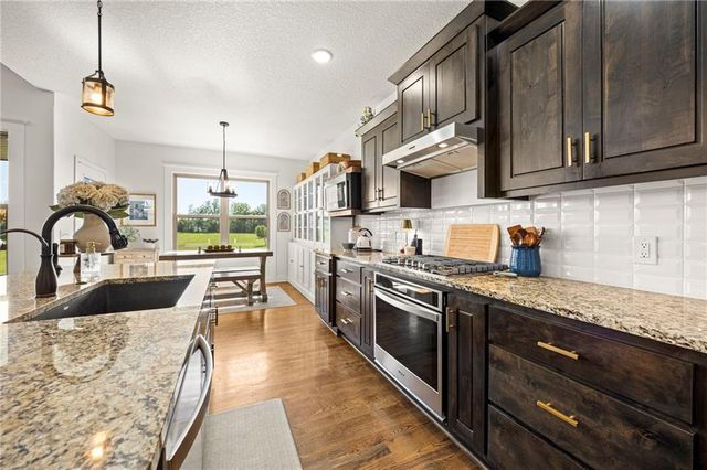 15635 Lovers Lane, Excelsior Springs, MO 64024