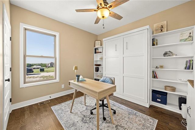 15635 Lovers Lane, Excelsior Springs, MO 64024