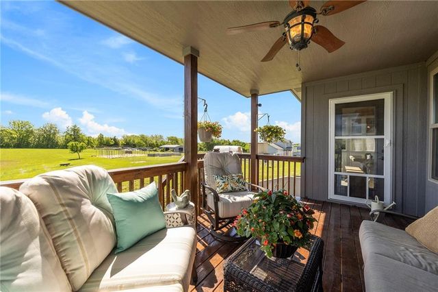 15635 Lovers Lane, Excelsior Springs, MO 64024