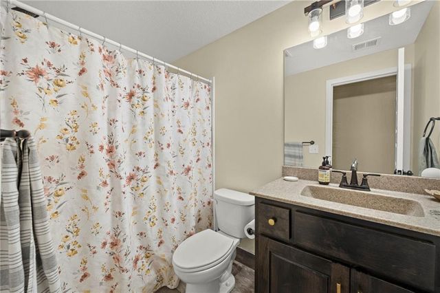 15635 Lovers Lane, Excelsior Springs, MO 64024