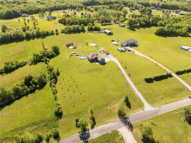 15635 Lovers Lane, Excelsior Springs, MO 64024