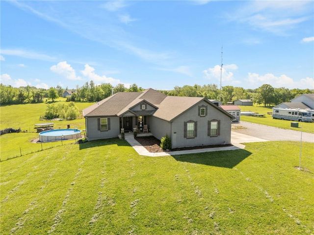 15635 Lovers Lane, Excelsior Springs, MO 64024