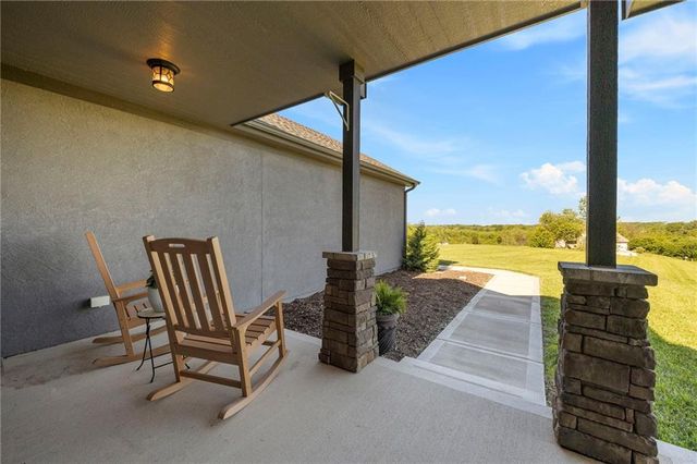 15635 Lovers Lane, Excelsior Springs, MO 64024
