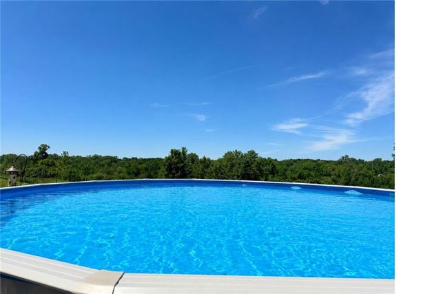 15635 Lovers Lane, Excelsior Springs, MO 64024