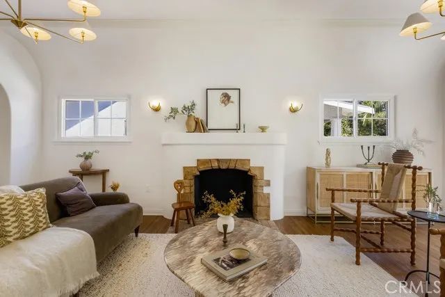 1607 Campus, Los Angeles, CA 90041