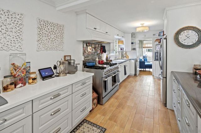 649 I Ave., Coronado, CA 92118