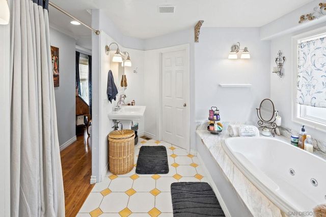 649 I Ave., Coronado, CA 92118