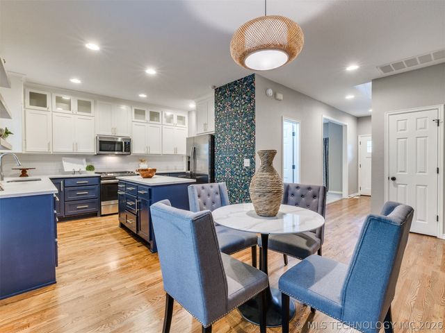 1606 S Atlanta Avenue, Tulsa, OK 74104