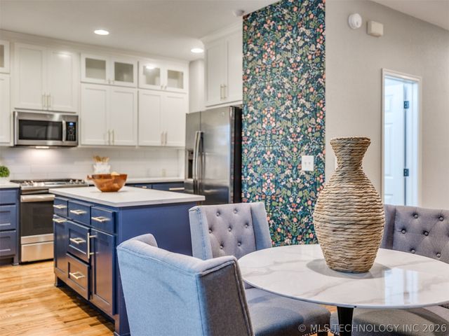 1606 S Atlanta Avenue, Tulsa, OK 74104