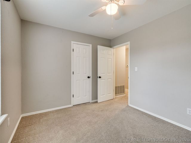 1606 S Atlanta Avenue, Tulsa, OK 74104