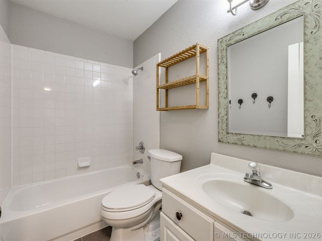 1606 S Atlanta Avenue, Tulsa, OK 74104
