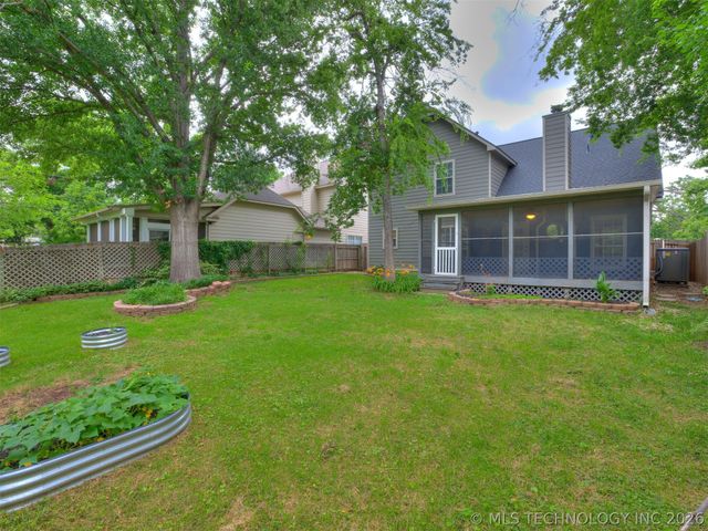 1606 S Atlanta Avenue, Tulsa, OK 74104