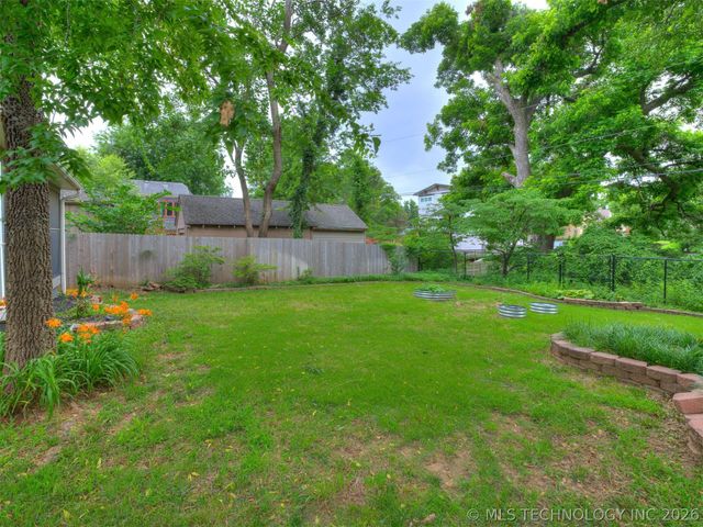 1606 S Atlanta Avenue, Tulsa, OK 74104