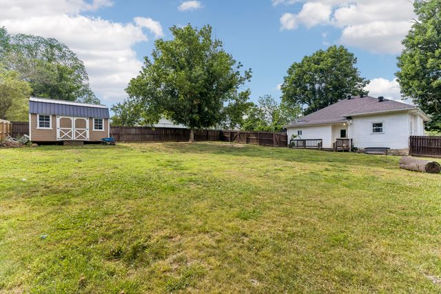 204 Jefferson Ave, E, Carthage, TN 37030