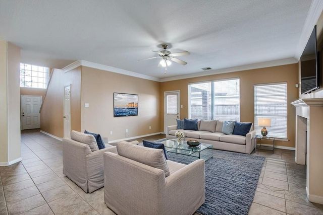 9907 Valance Way, Conroe, TX 77385