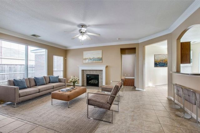 9907 Valance Way, Conroe, TX 77385