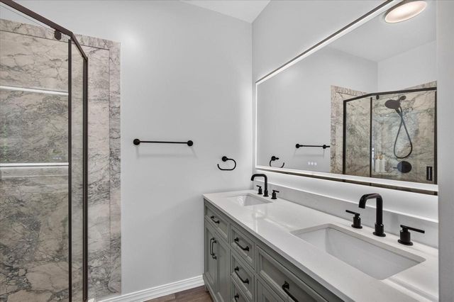 1513 MORROW STREET, Green Bay, WI 54302
