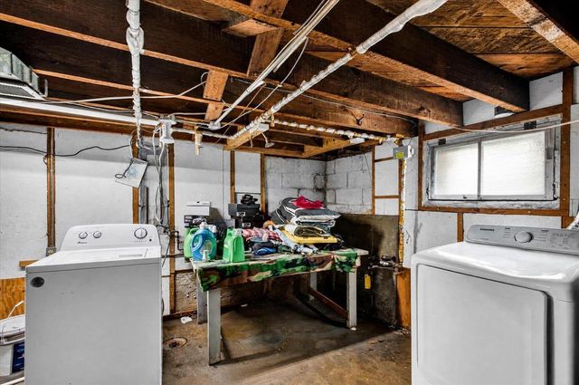 1513 MORROW STREET, Green Bay, WI 54302