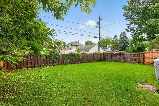 1513 MORROW STREET, Green Bay, WI 54302