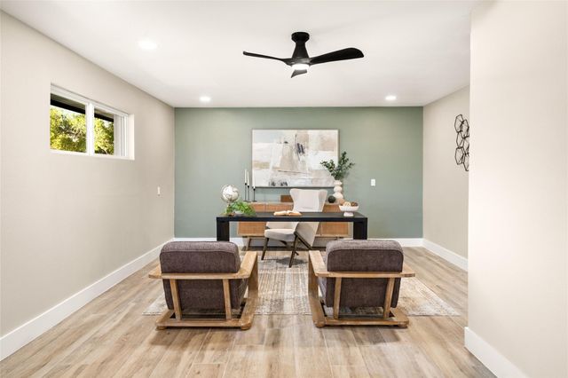 1513 S Lee Street, Alvin, TX 77511