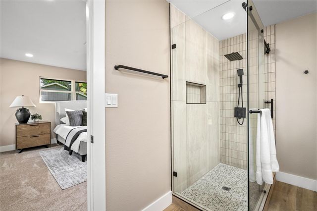 1513 S Lee Street, Alvin, TX 77511