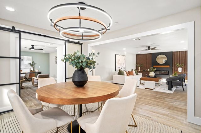 1513 S Lee Street, Alvin, TX 77511