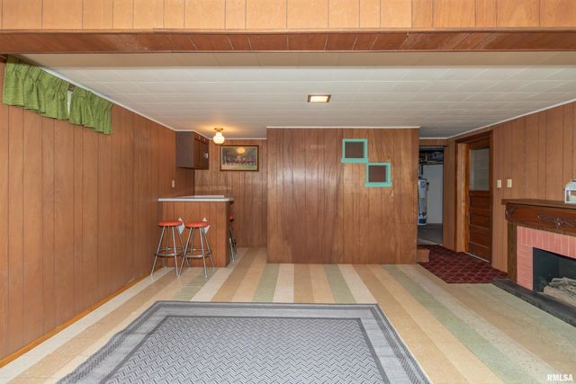 1102 N PARKWAY Drive, Pekin, IL 61554