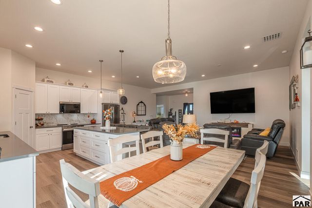 787 N Edgewater Dr, Pueblo West, CO 81007
