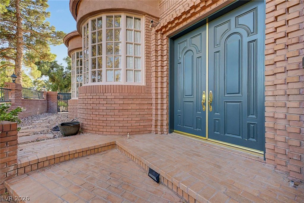 1105 Broadmoor Avenue, Las Vegas, NV 89109 — photo 4