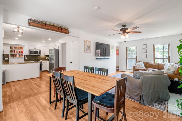 12328 Sandringham Place, Charlotte, NC 28262