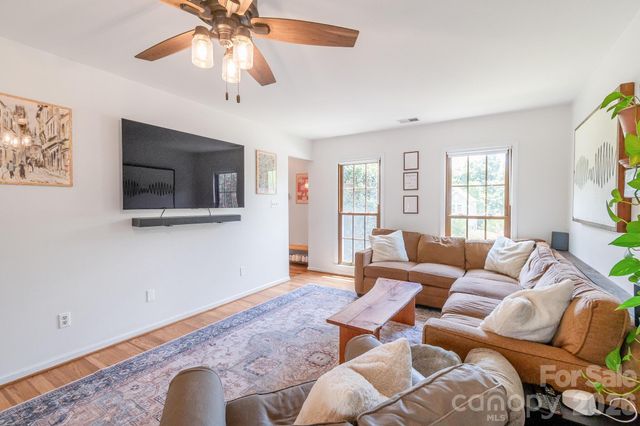 12328 Sandringham Place, Charlotte, NC 28262
