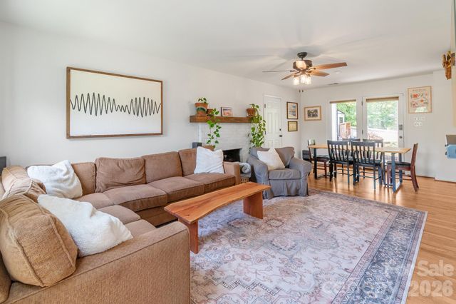 12328 Sandringham Place, Charlotte, NC 28262