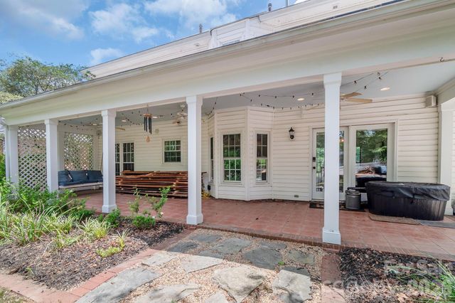 12328 Sandringham Place, Charlotte, NC 28262