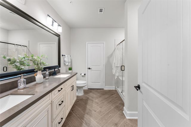 6804 Westview Drive 3103, Houston, TX 77055