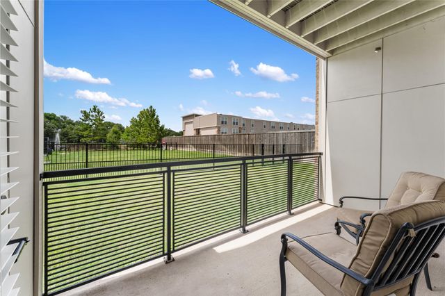 6804 Westview Drive 3103, Houston, TX 77055