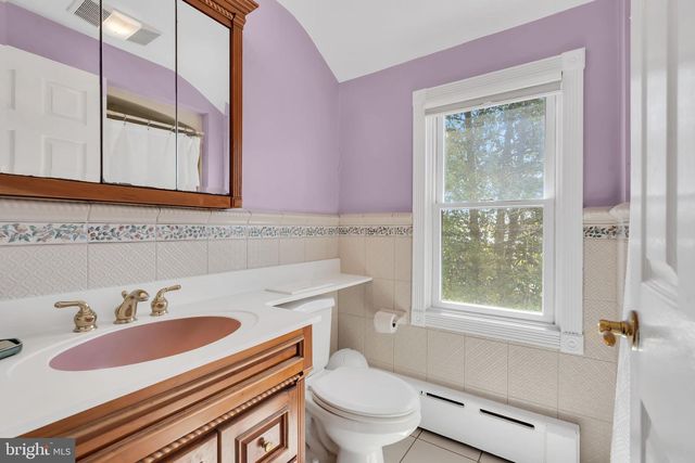 10 WOOSAMONSA RD, Pennington, NJ 08534