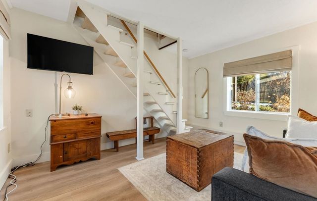 54 Red Clover Lane, Mendon, VT 05701