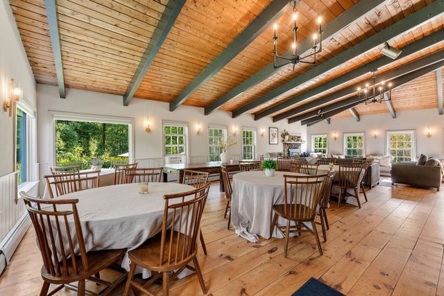 54 Red Clover Lane, Mendon, VT 05701