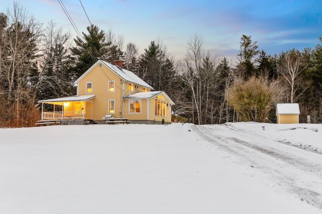 54 Red Clover Lane, Mendon, VT 05701