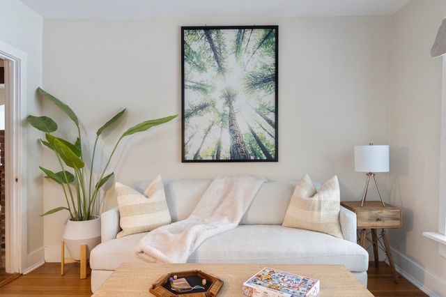 54 Red Clover Lane, Mendon, VT 05701