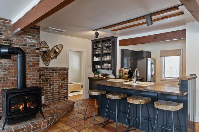 54 Red Clover Lane, Mendon, VT 05701