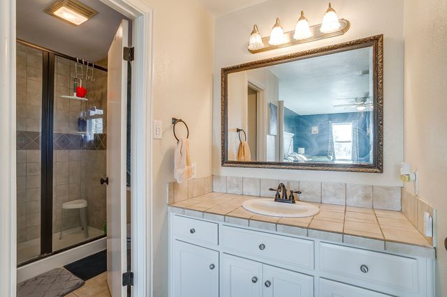 6549 Meinen Lake Road, Grandview, TX 76050