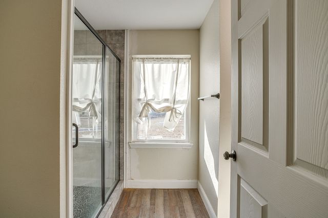 6549 Meinen Lake Road, Grandview, TX 76050