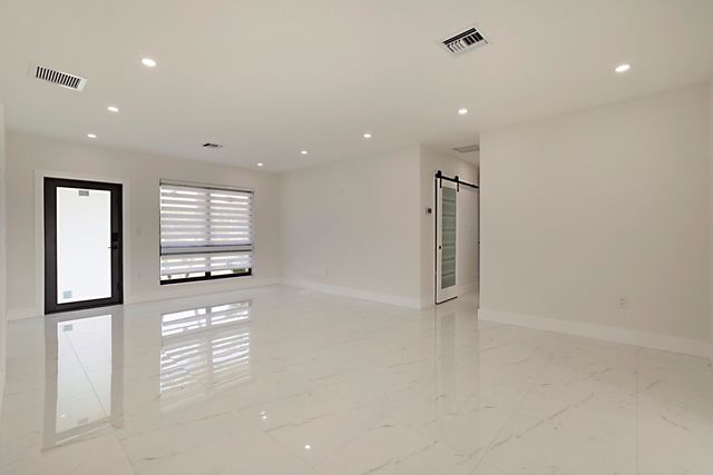 421 FONTANA Drive, Palm Springs, FL 33461