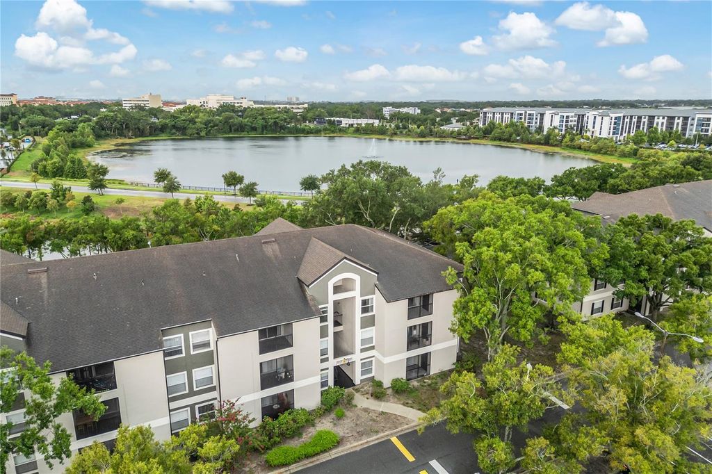 Image 28 of property listing at 7511 SEURAT STREET 10102, Orlando, FL 32819