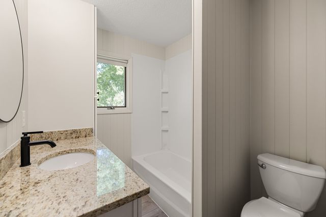 616 S Kennedy Avenue, Madrid, IA 50156