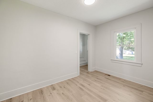 616 S Kennedy Avenue, Madrid, IA 50156