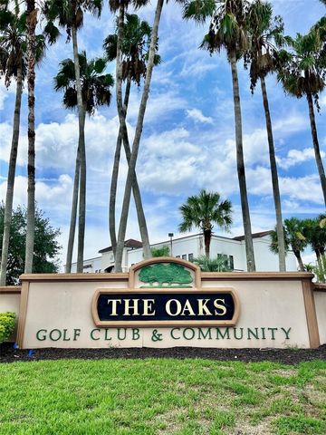 2300 THE OAKS BOULEVARD, Kissimmee, FL 34746