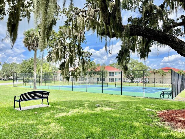 2300 THE OAKS BOULEVARD, Kissimmee, FL 34746