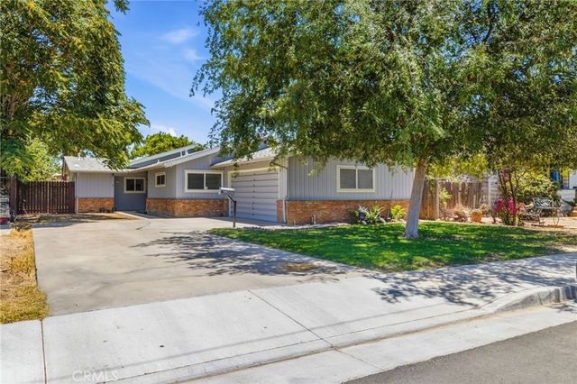 524 B Street, Bakersfield, CA 93304